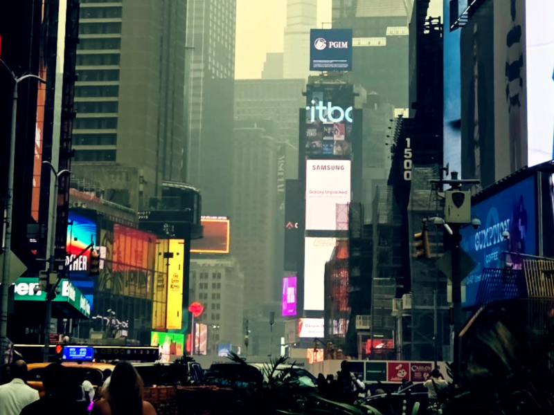 Photo of NYC's Times Square on the morning of July 16th with wildfire smoke